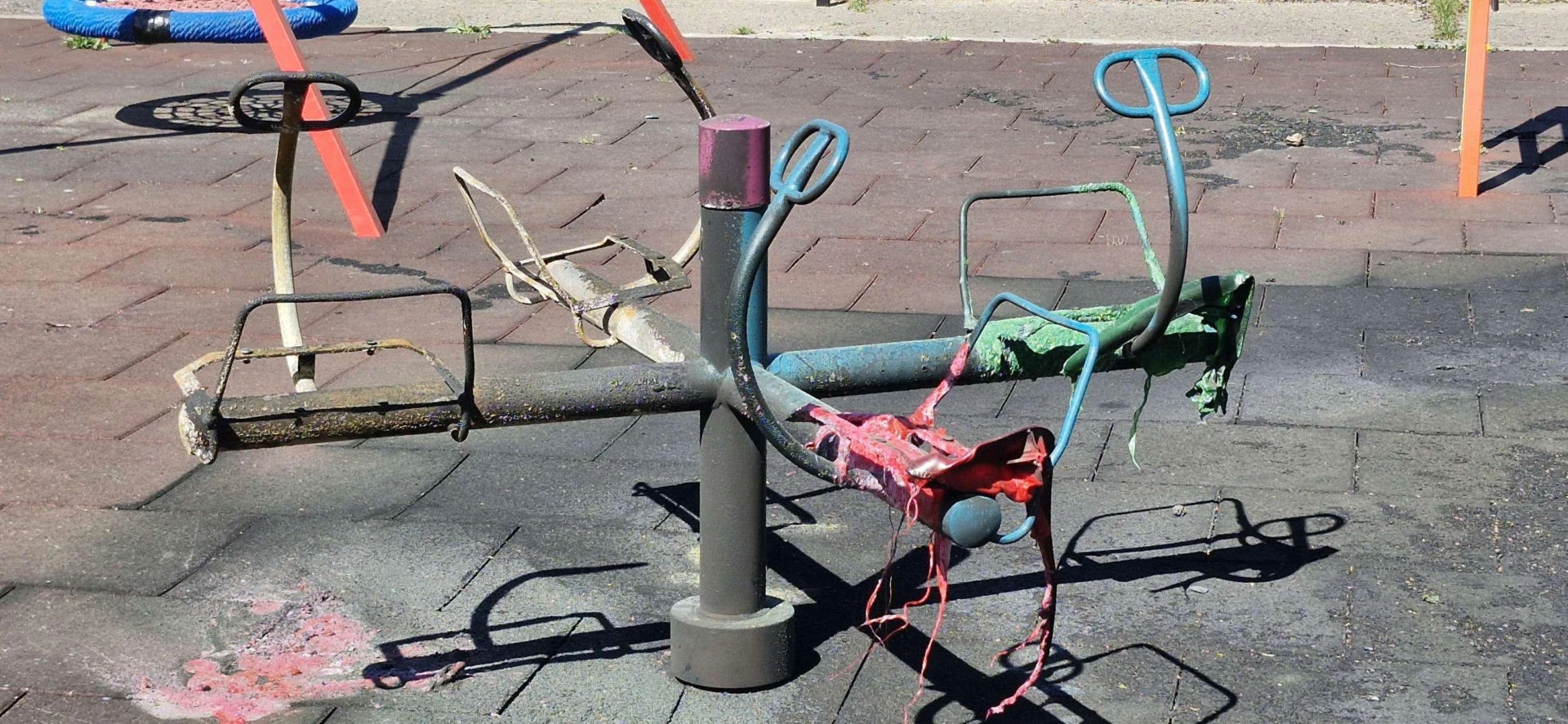 Zaskoczenie! 8-latek podpalił plac zabaw w Toruniu!