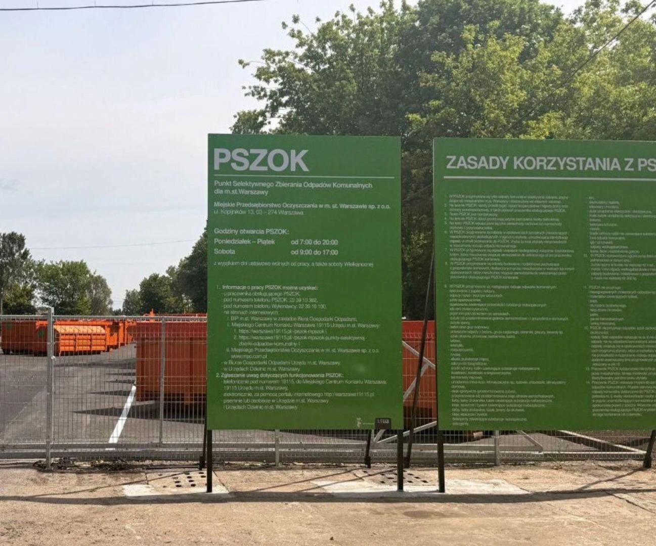 Z Warszawy Gdzie wyrzucić stare ubrania? Podziurawiony podkoszulek nie może trafić do zwykłego kosza