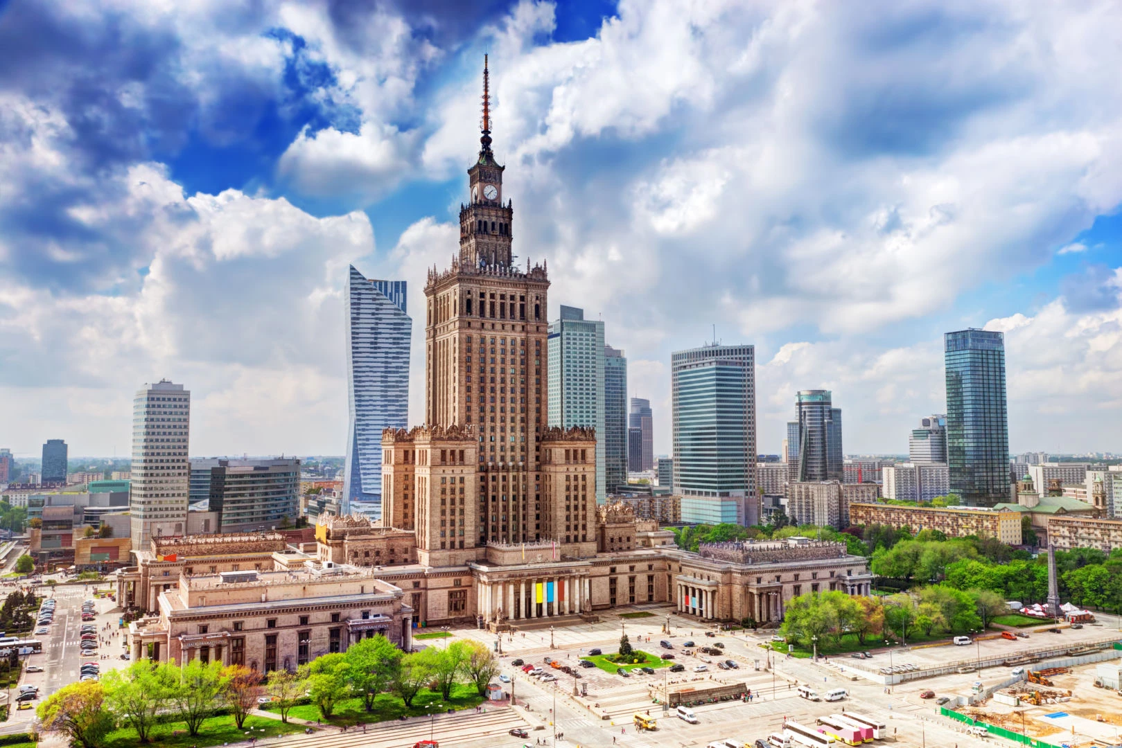 Warszawa TOP 5 osiedli w Warszawie według AI. Tu mieszka się najlepiej