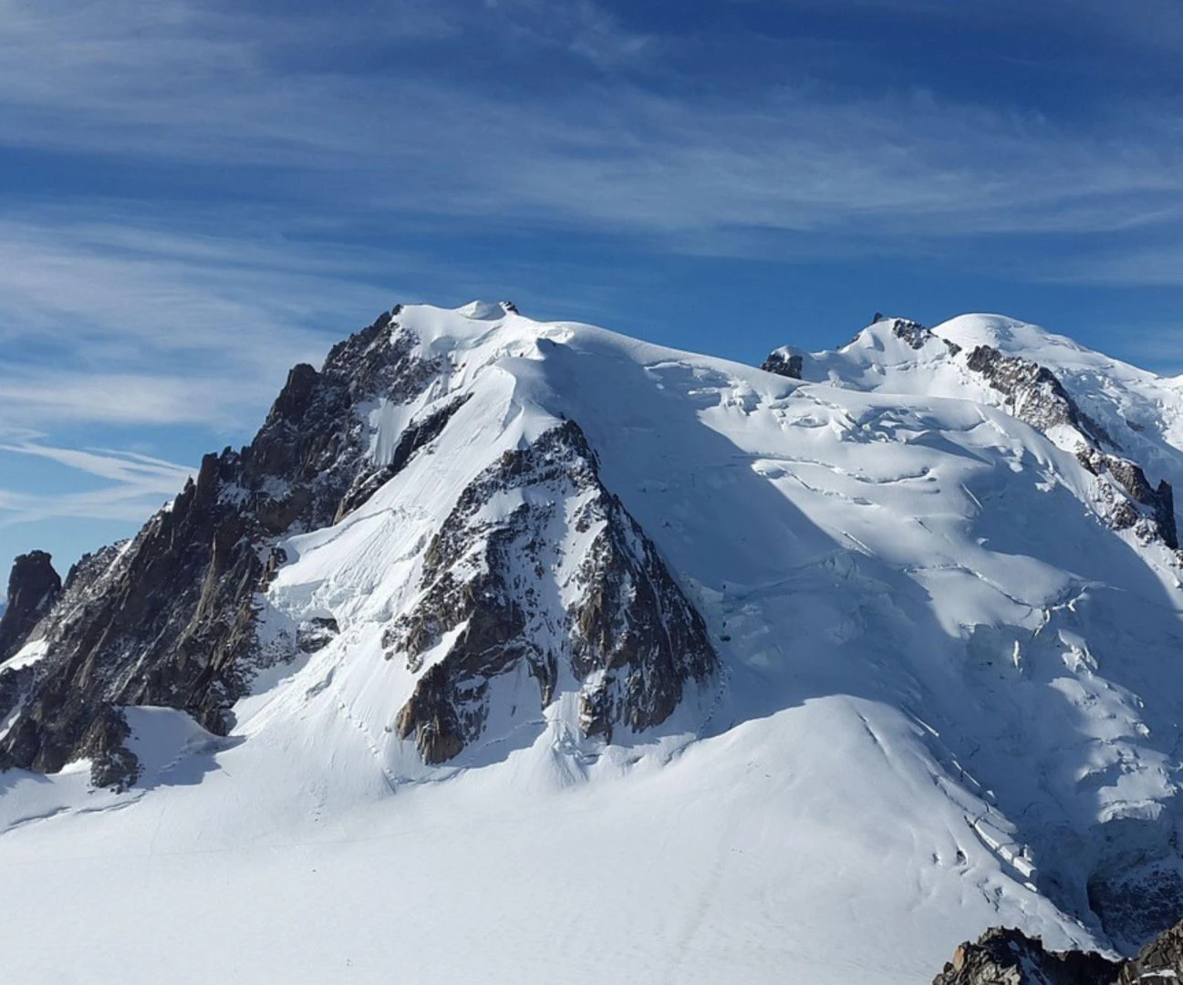 Dramat na Mont Blanc Polak porażony piorunem w Alpach! Dramatyczna akcja ratunkowa