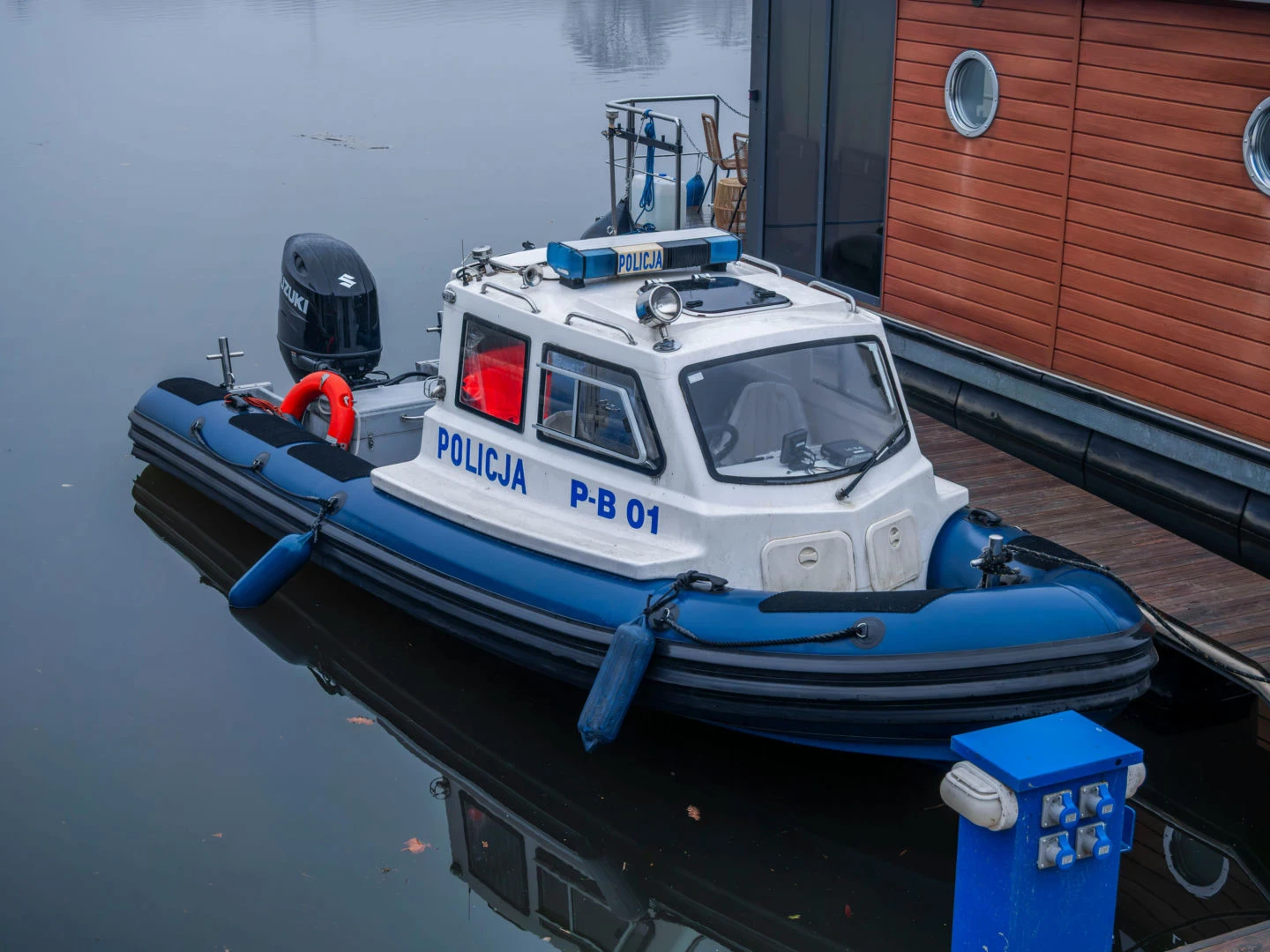 WSTRZĄSAJĄCE ODKRYCIE Tragedia na Pomorzu Zachodnim. Ciało mężczyzny wyłowiono z jeziora