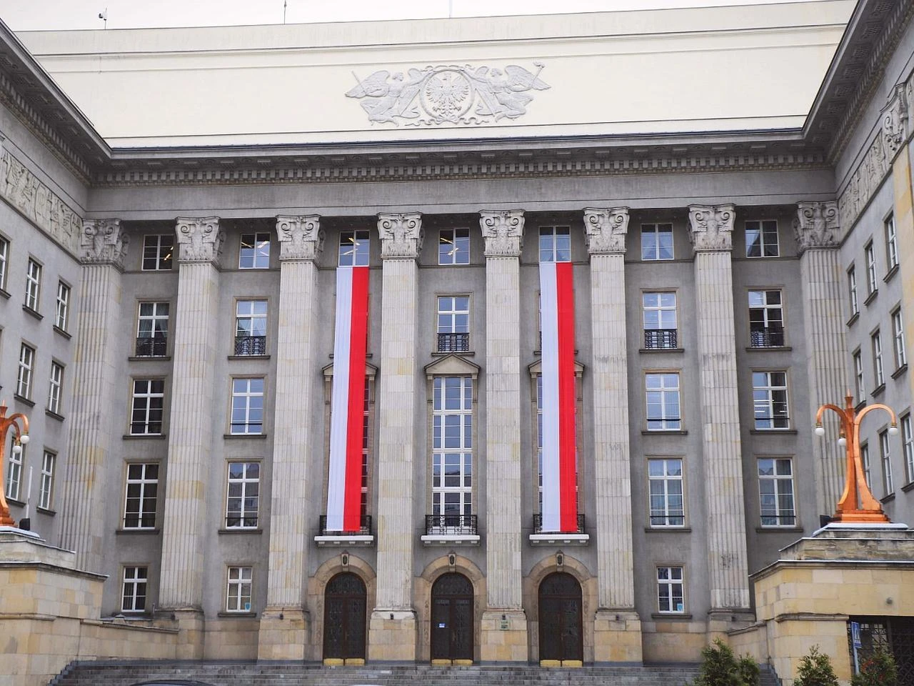 Śląski Urząd Wojewódzki przyznaje się do wpadki! Ujawniono ważne hasła. Polecą gło...