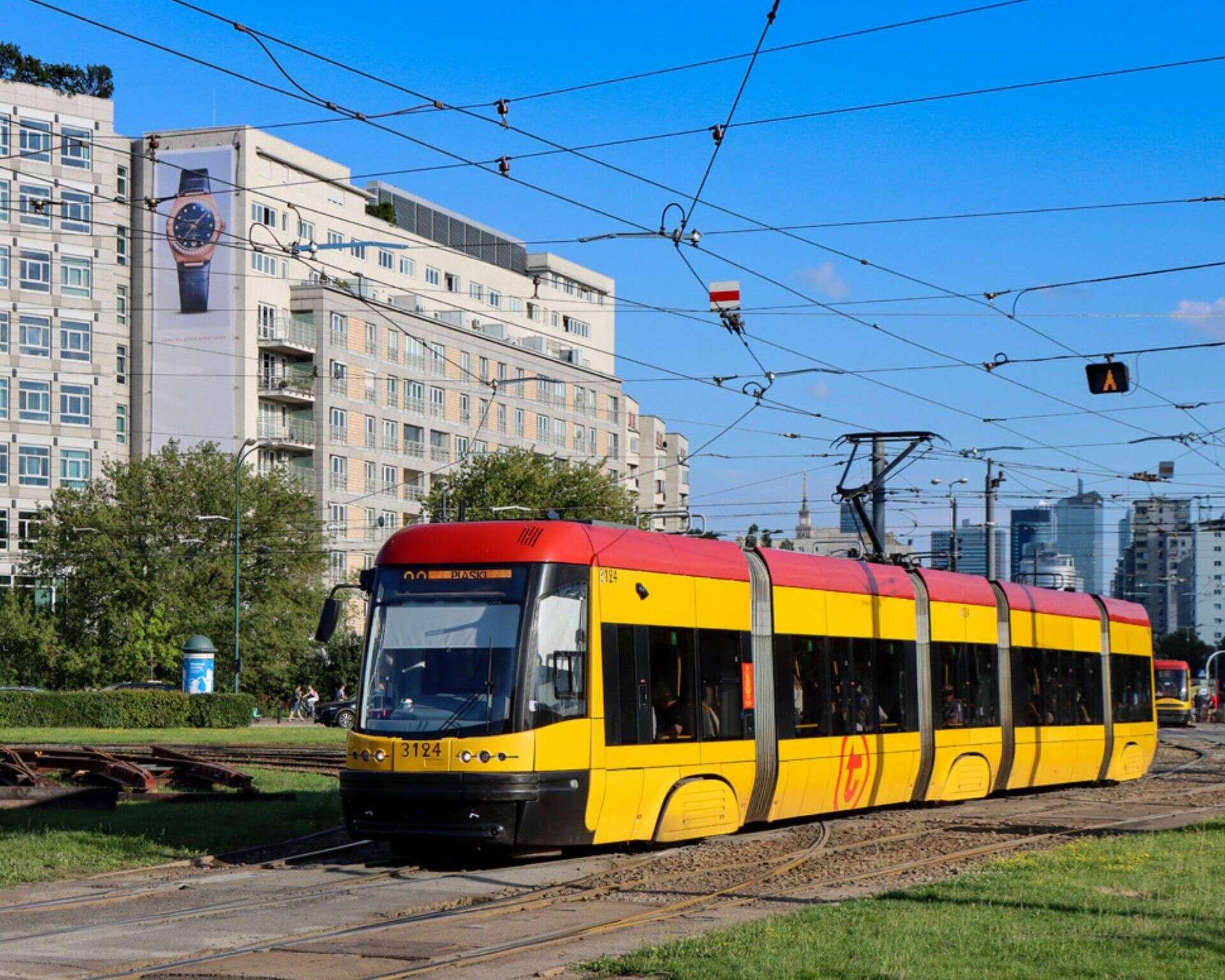 Z OSTATNIEJ CHWILI Potężne utrudnienia w Warszawie. Wiele tramwajów przekierowano na objazdy