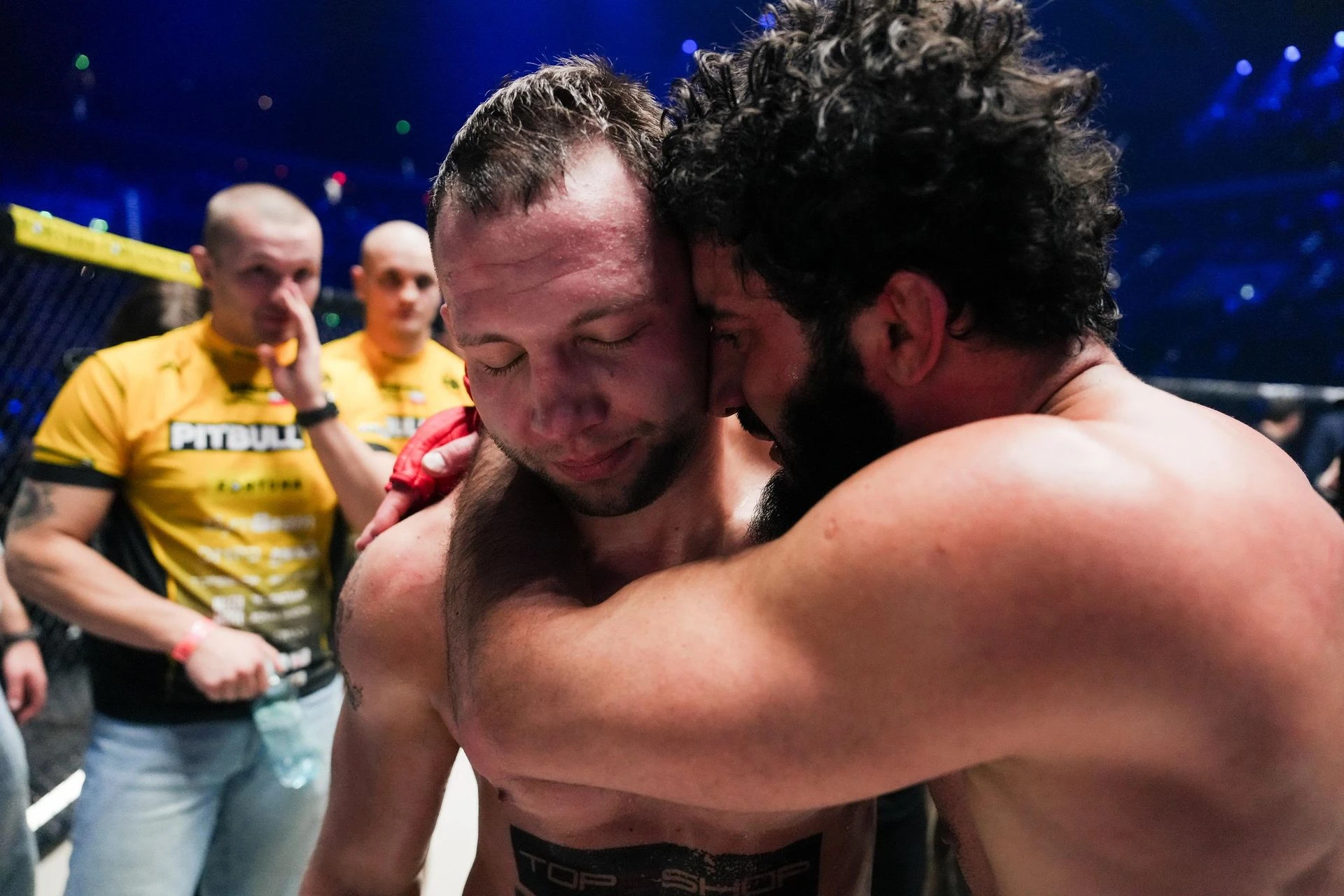 XTB KSW 105 Mamed Khalidov wciąż siedzi w jego głowie. Adrian Bartosiński szczerze o tym, co dał…