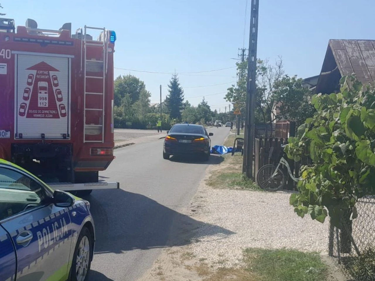 Ich stan jest poważny BMW potrąciło dwoje dzieci! Dziewczynka i chłopiec walczą o życie w szpitalu