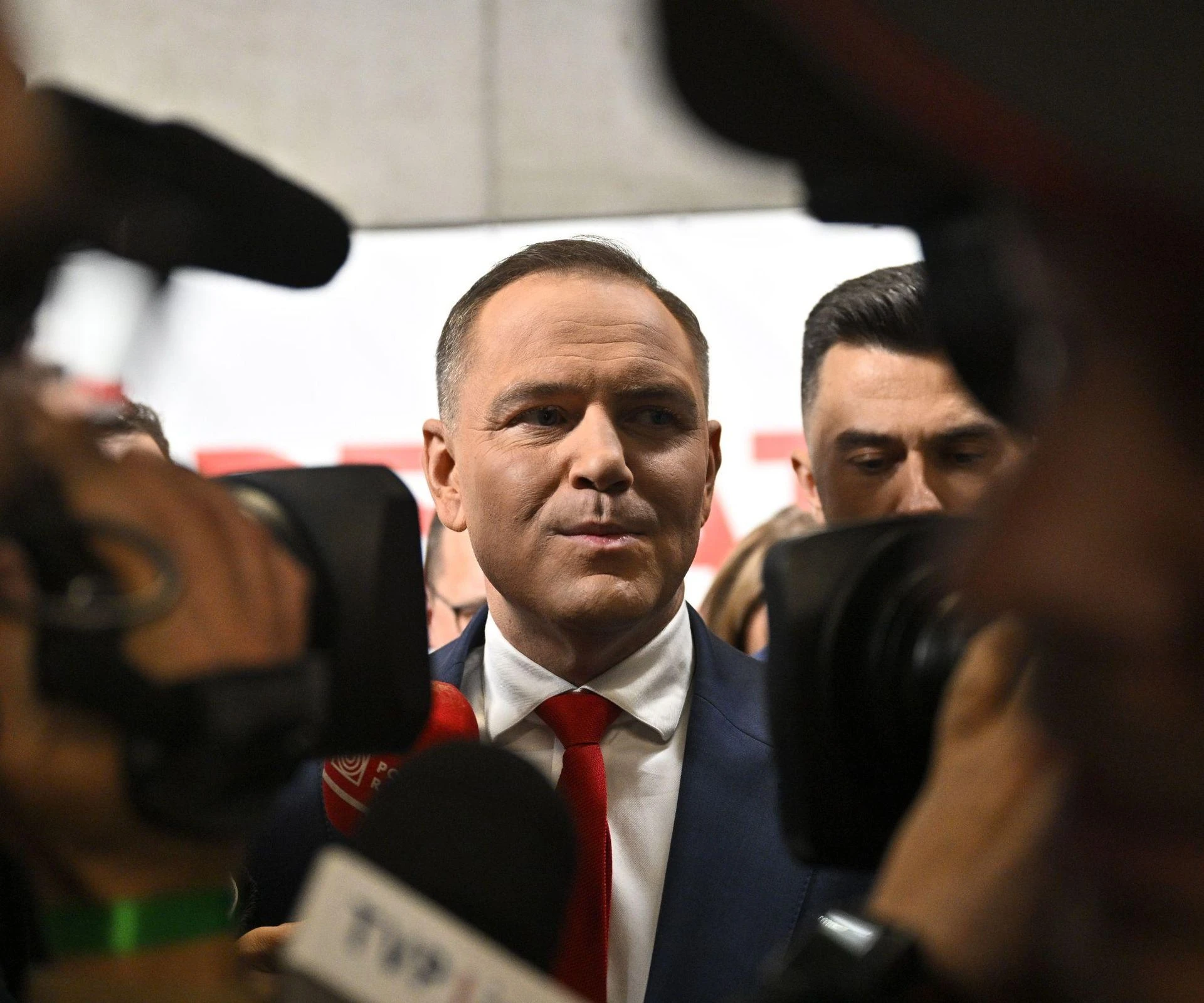 Wszystko się nagrało Widz zadał Karolowi Nawrockiemu pytanie na antenie. Mówił o 