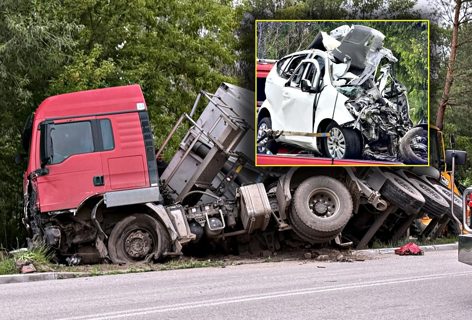 Wstrząsające! Makabra na drodze. Osobówka roztrzaskana, ciężarówka w rowie