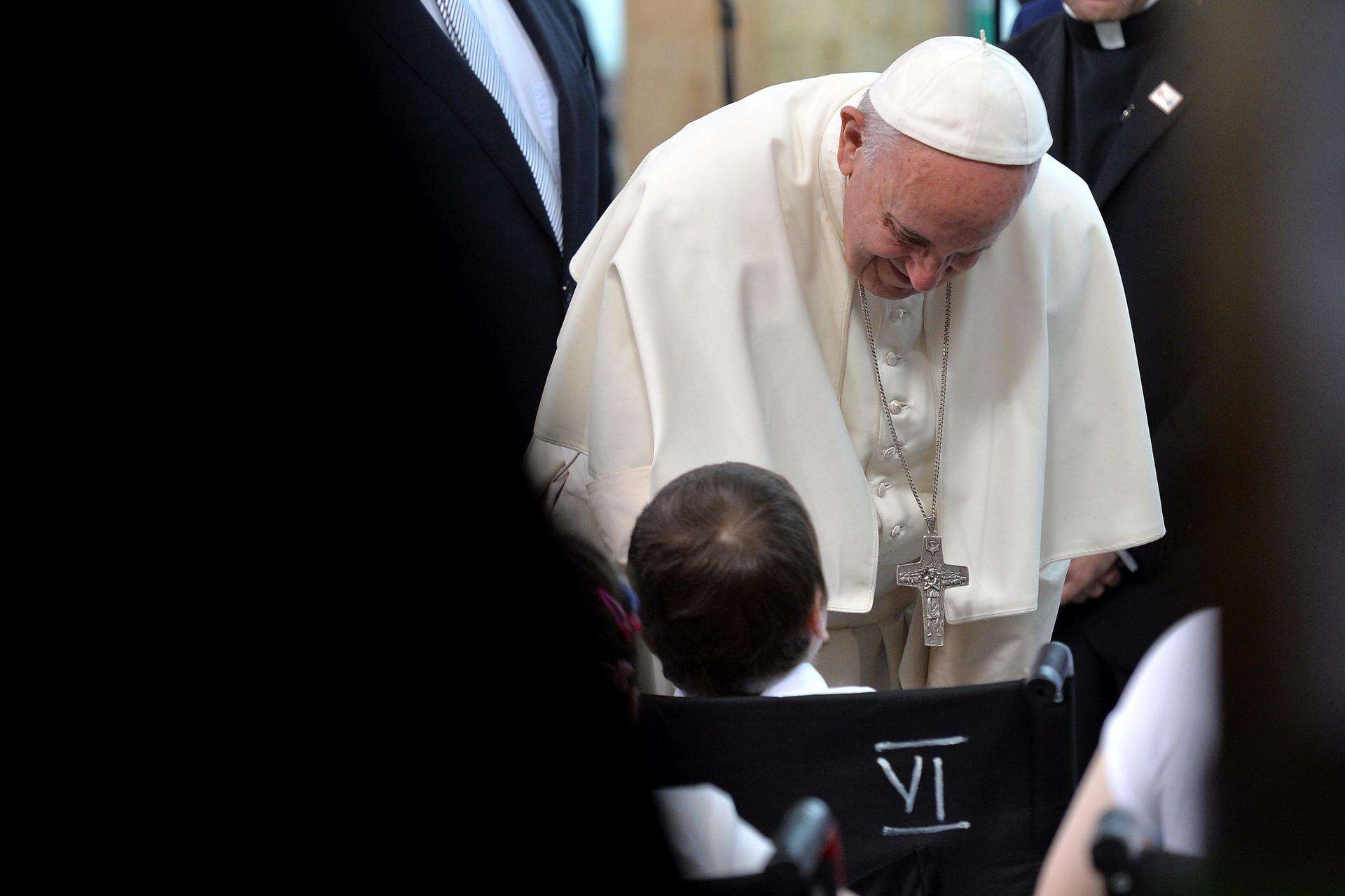 Nowe informacje z Watykanu Papież Franciszek nie mógł odczytać słów katechezy! Niepokojąca choroba Ojca Świętego