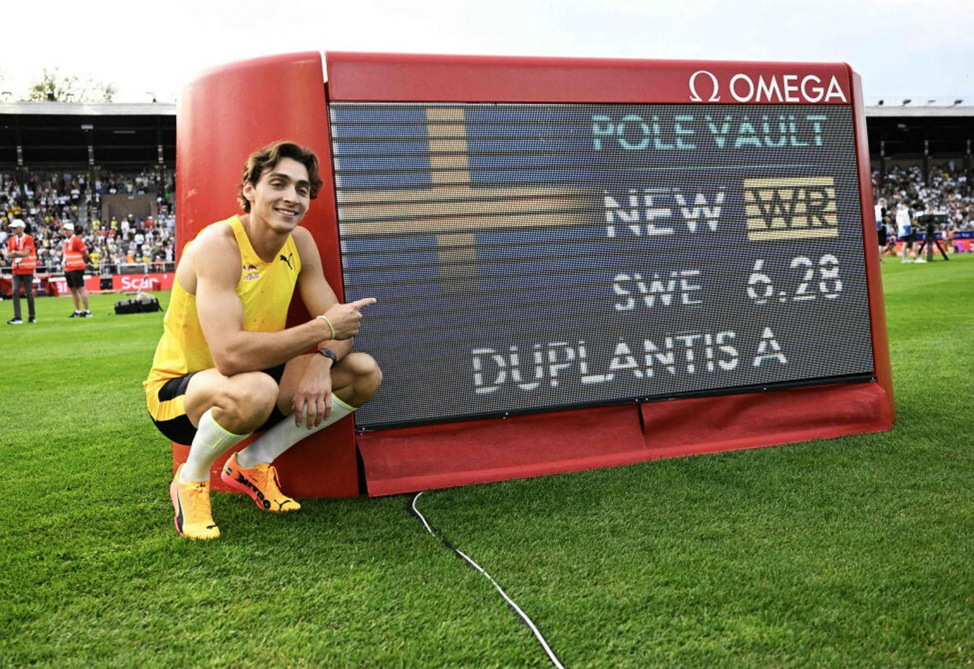 Mondo złamie kolejną magiczną barierę? 6.40 m? To możliwe! Król tyczki Armand Duplantis celuje w kosmos