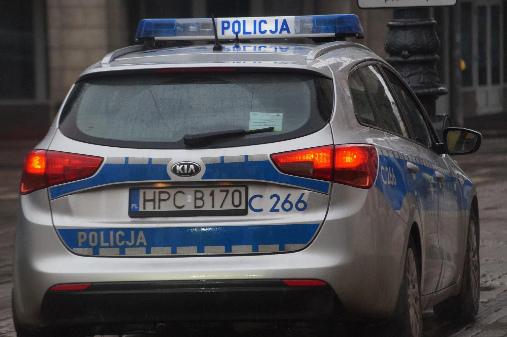 Zwłoki w walizce Zwłoki kobiety znalezione w walizce. Syn trafi na obserwację psychiatryczną