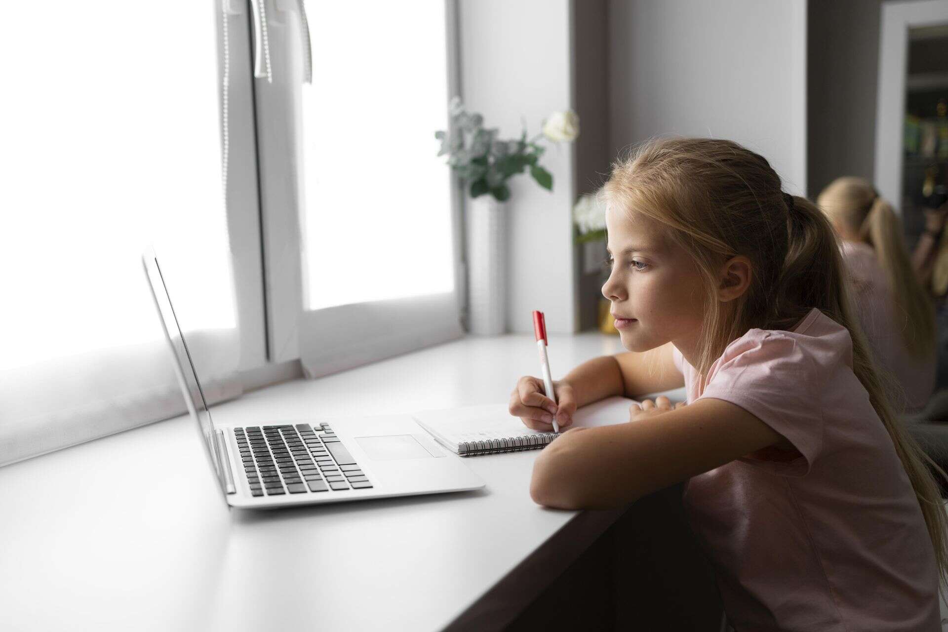 Co się zmieni w sieci? Rząd idzie na wojnę z niekontrolowanym internetem. Nowe przepisy już w drodze