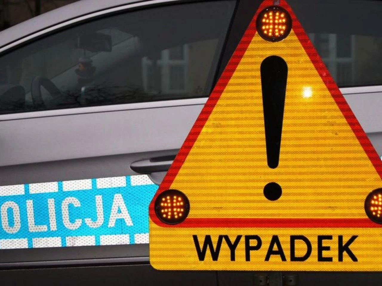 UWAGA, KIEROWCY Tragiczny wypadek na S8 w Warszawie. Jedna osoba nie żyje, duże utrudnienia!
