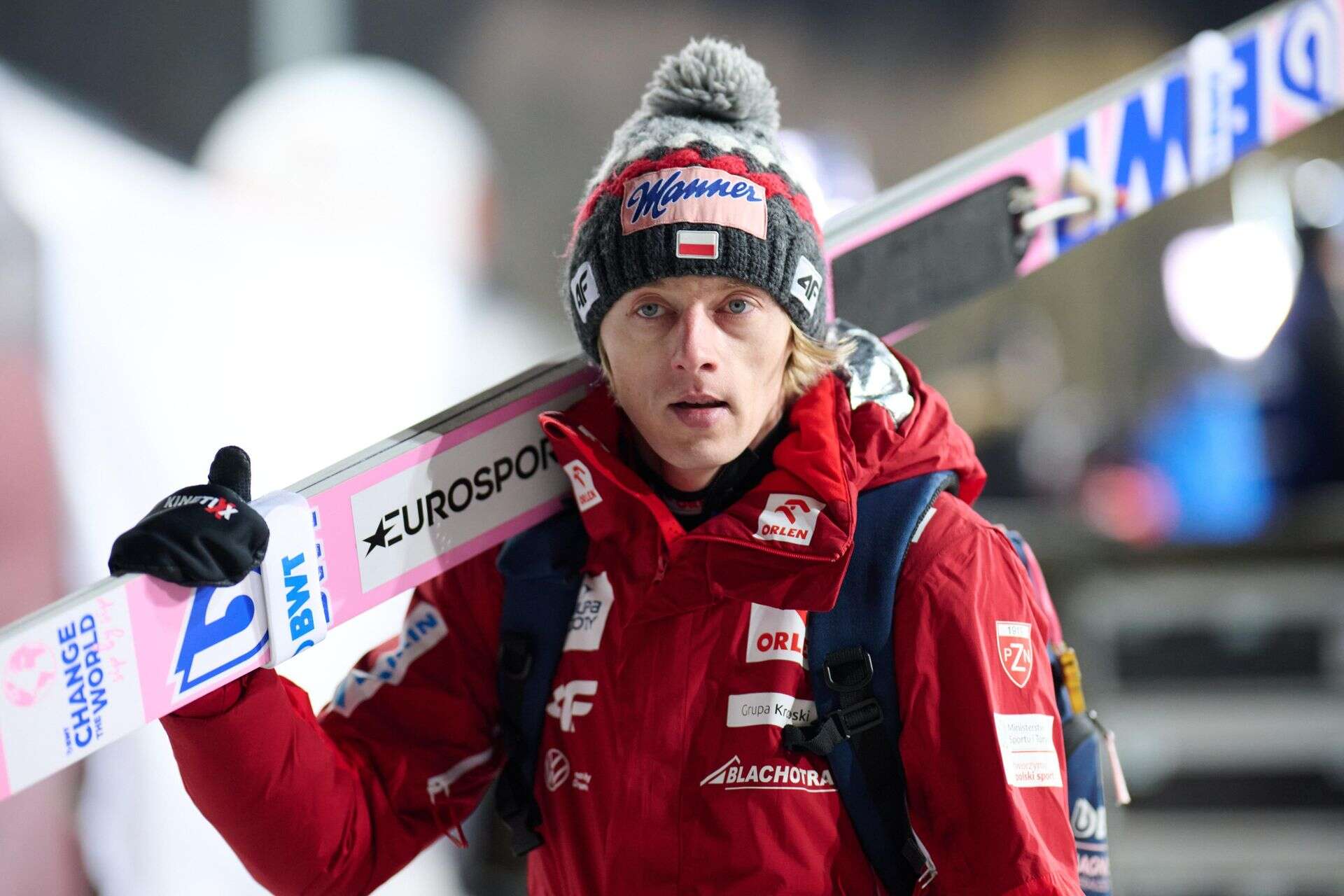 Jest nowy lider Raw Air Dawid Kubacki skompromitował się w Vikersund. Pokonał ledwie garstkę rywali, lepszy …