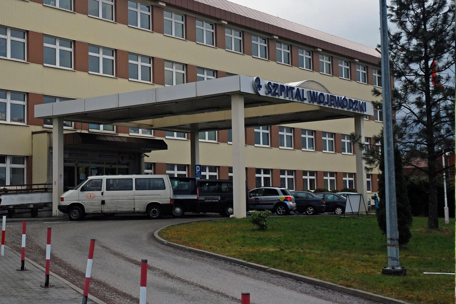 Pensja robi wrażenie Szpital szuka lekarza na SOR. Pensja to 100 tysięcy miesięcznie