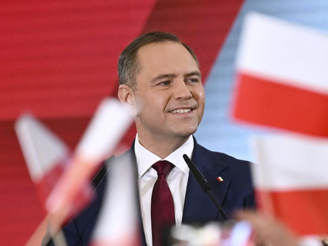 dzieje się Karol Nawrocki wygrał wybory i już szykuje pozwy sądowe. 