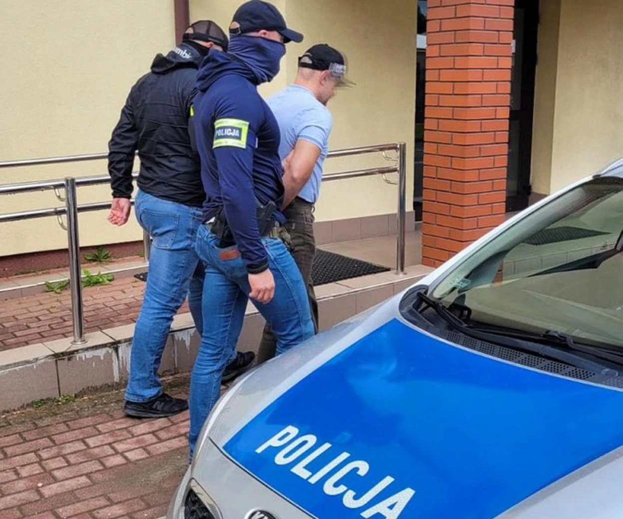 Służby w akcji 32 przestępców zatrzymanych w 2 dni. Wzmożone działania służb