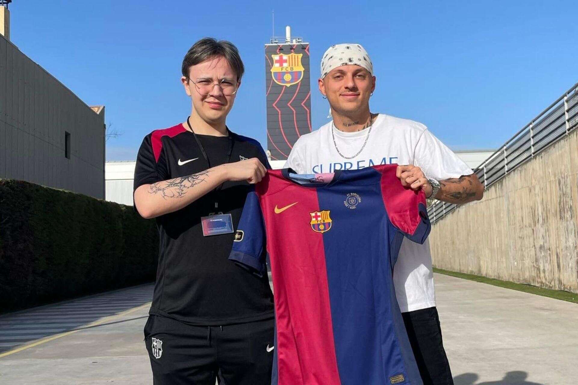 Sukces Polaka FC Barcelona sięgnęła po kolejnego Polaka. Wielki transfer potwierdzony! Jest ogłosz…