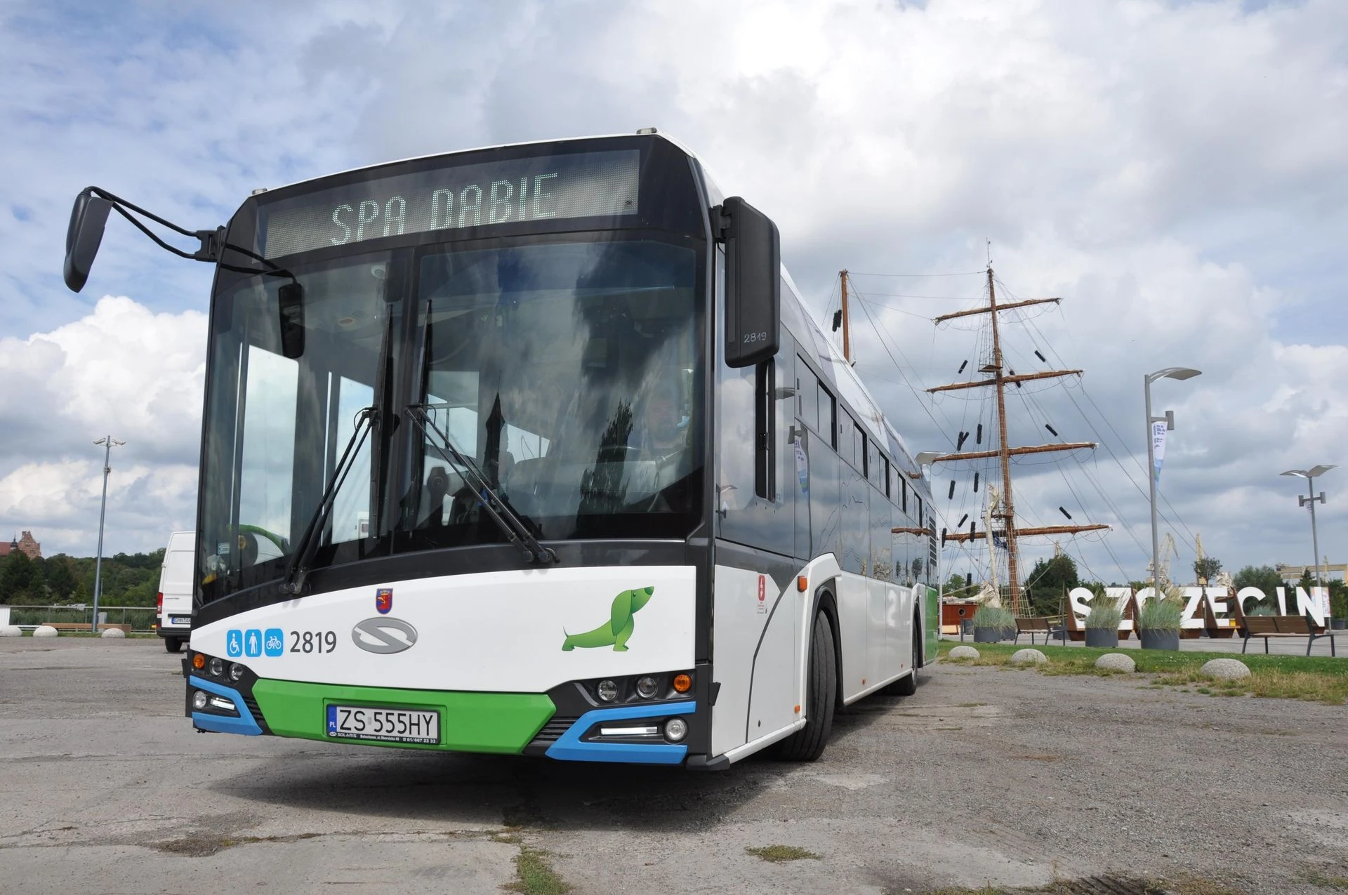 Inwestycje Miasto kupi 22 nowe autobusy. Będą droższe niż planowano. Skąd wziąć pieniądze?