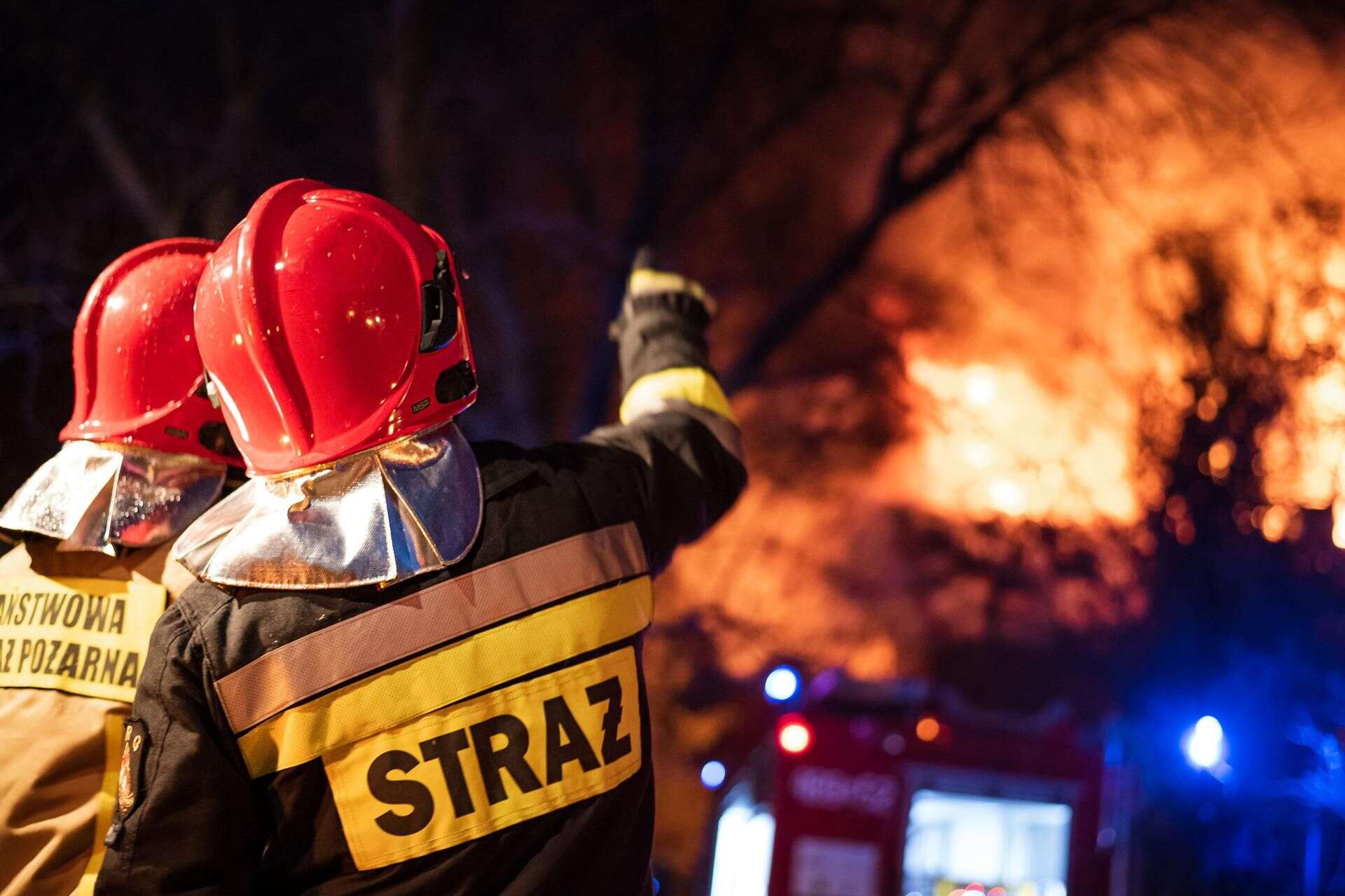 Kujawsko-pomorskie Tragiczny pożar domu w Chełmnie. Dwie osoby nie żyją