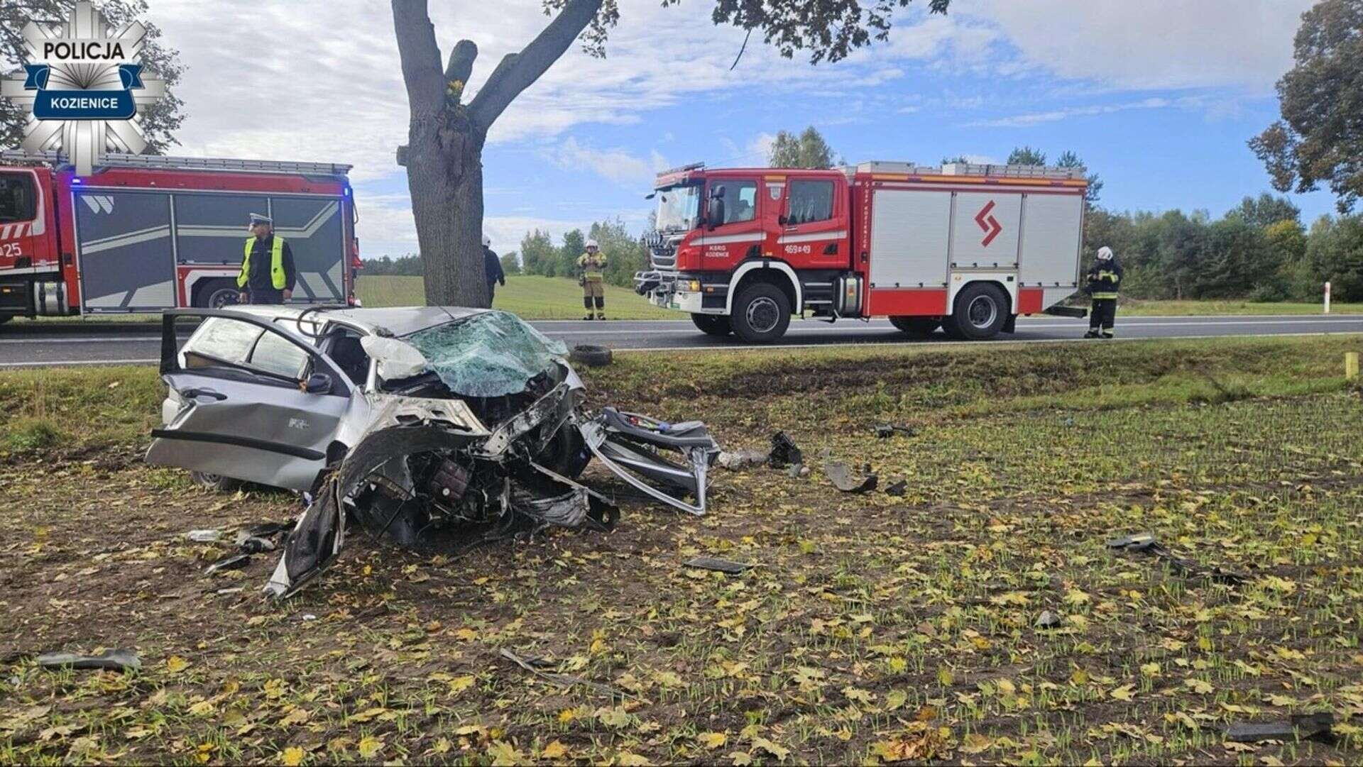 KOSZMAR! Poważny wypadek pod Kozienicami. Z maski nic nie zostało. Kierowca miał dwa promile