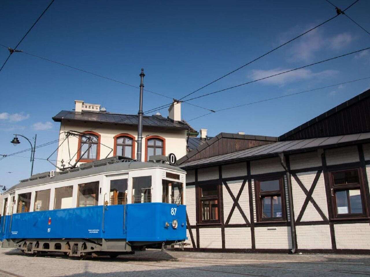 Komunikacja miejska Zabytkowe autobusy i tramwaje wyjadą na ulice Krakowa. Przejazdy będą darmowe!