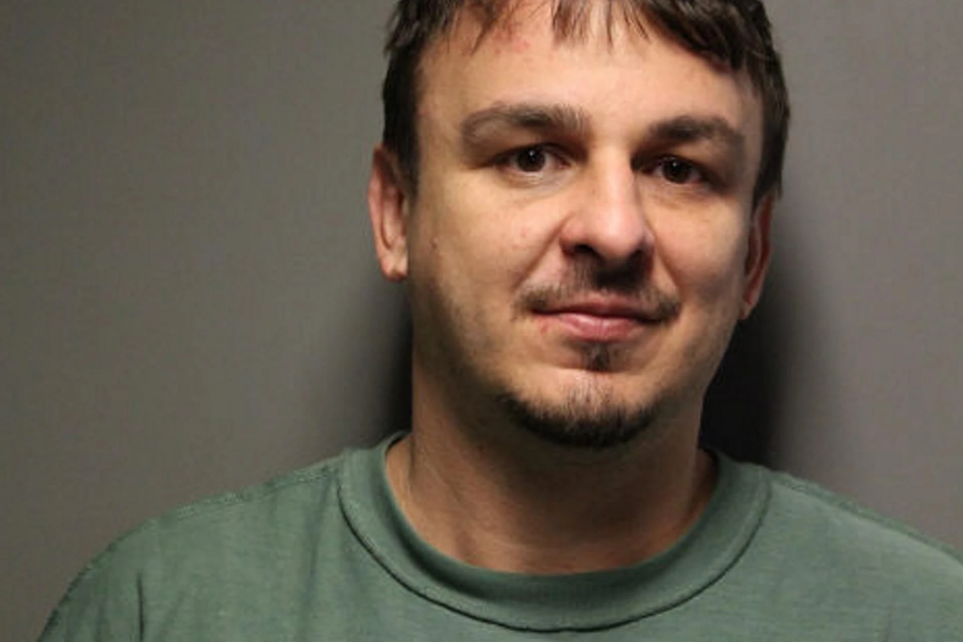 40-latek z zarzutami Oworzył drzwi i zażądał auta. Polak spod Chicago oskarżony o porwanie samochodu