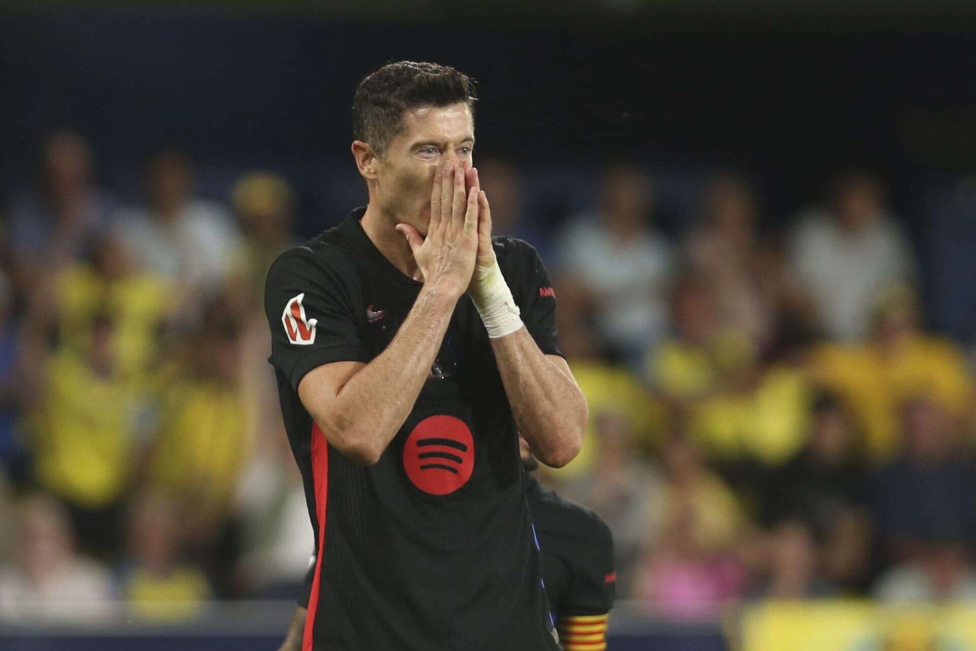 Oceny Nie do wiary, co Hiszpanie piszą o Lewandowskim po szalonym meczu Barcelony. Nie zap…