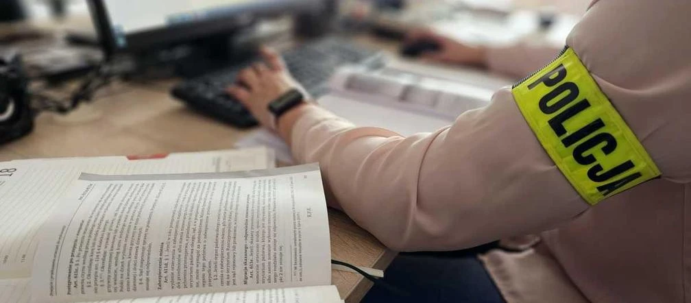 Jak to możliwe? Policzył cukierki jak marchewkę. Grozi mu nawet 8 lat w więzieniu!