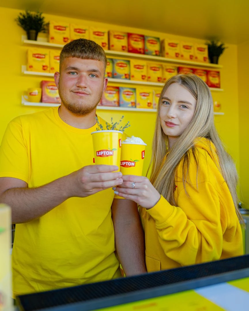 Strefa chillu Lipton zmienia festiwalowe rytuały. Czas przy kubku herbaty podczas Open’er Festival