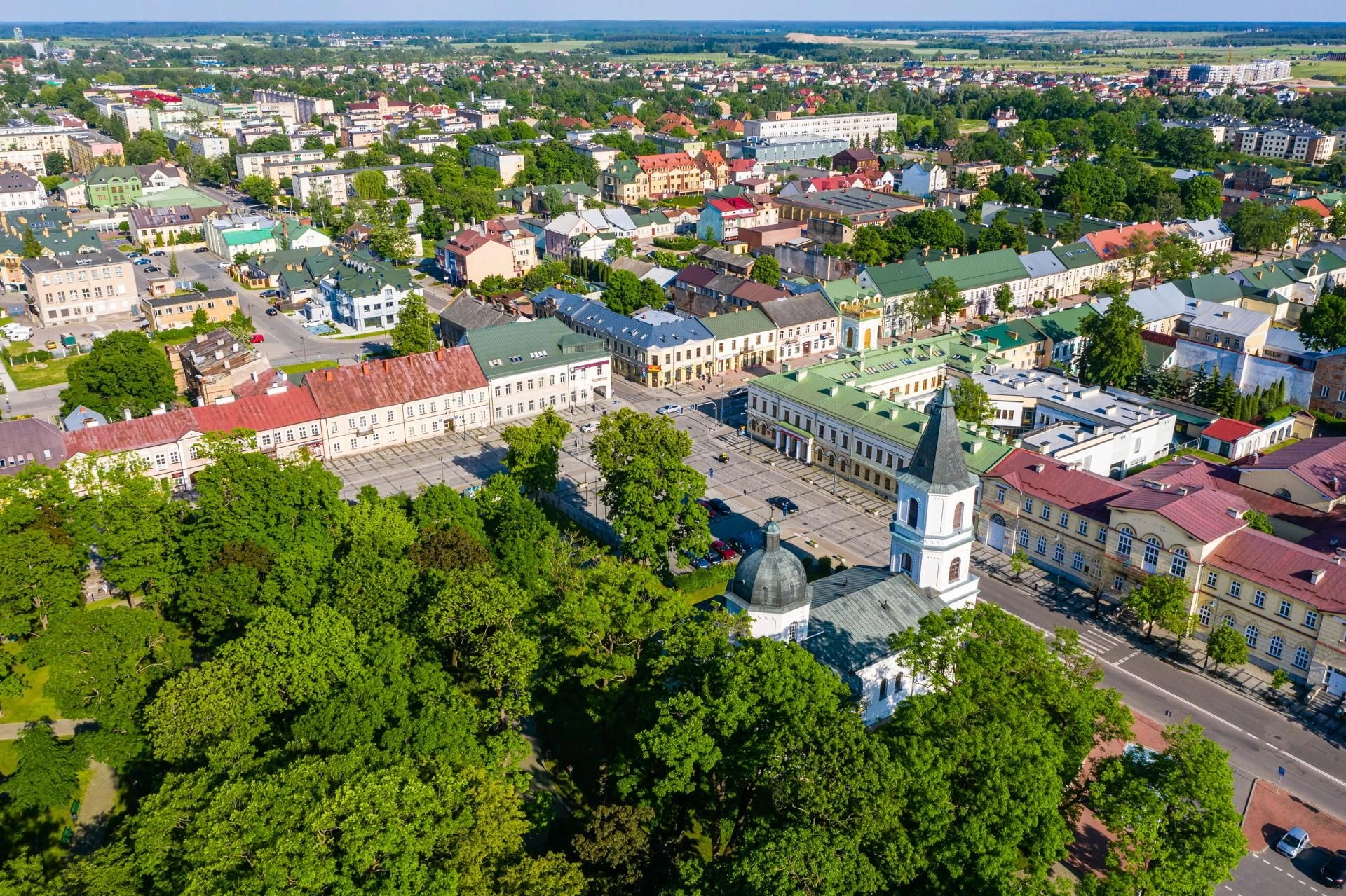 Tu mieszkańcy nie narzekają Tu mieszkańcy nie narzekają. AI wybrało najlepsze miasto do życia w woj. podlaskim