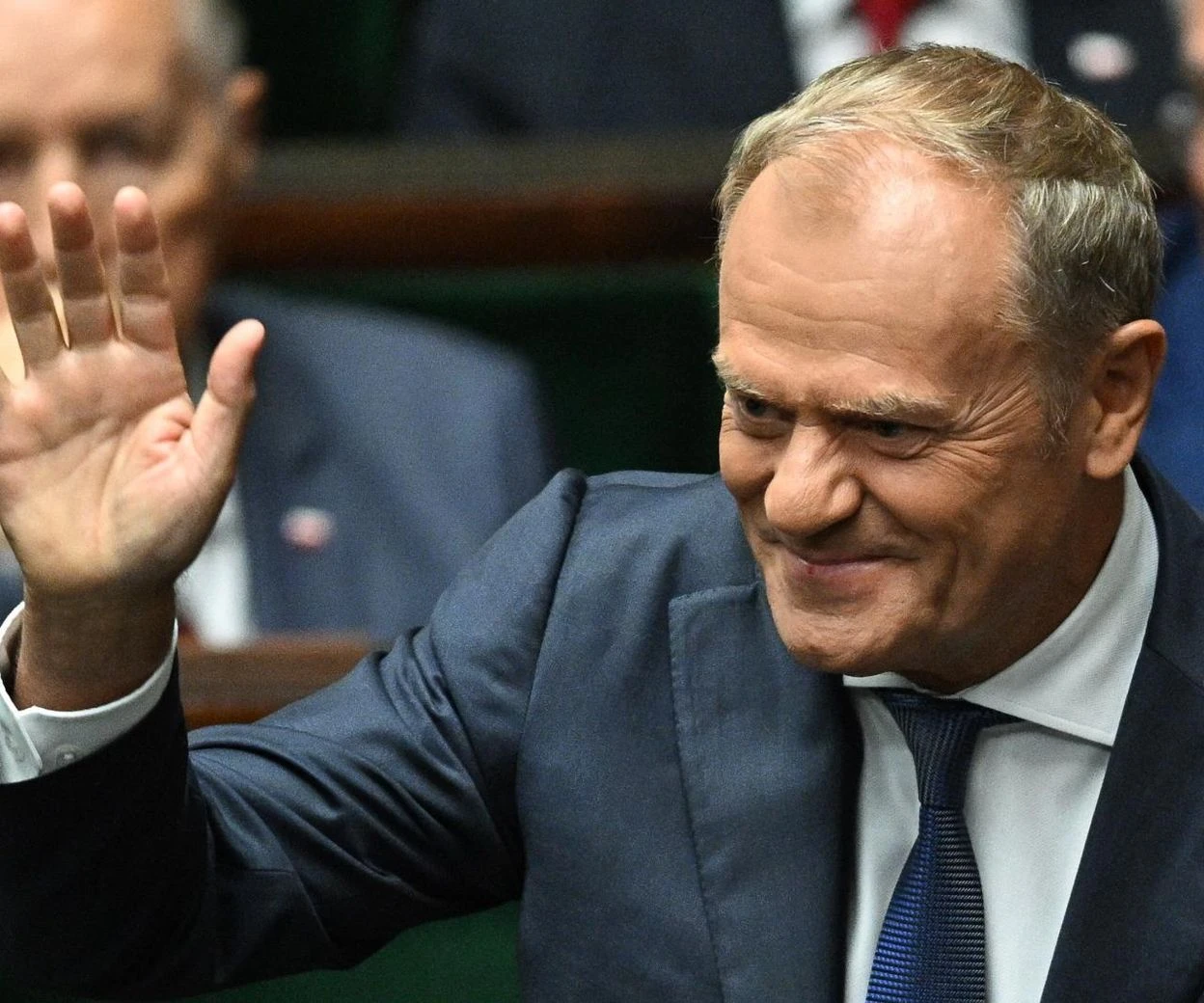 Konferencja premiera Tusk przyznaje. 