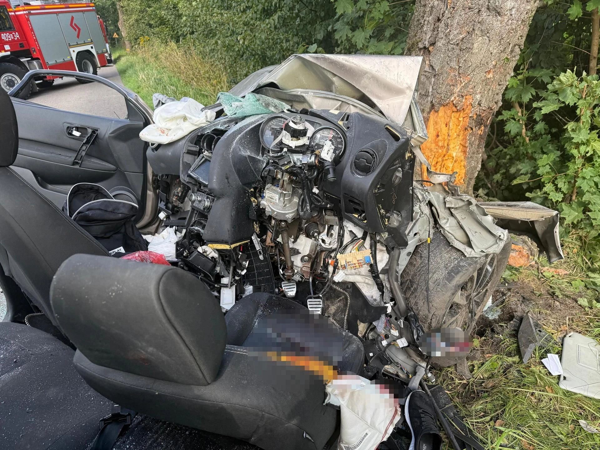Tragedia na drodze Dwie godziny trwała walka o życie niemowlęcia. Wstrząsające szczegóły wypadku koło Górowa Iławeckiego