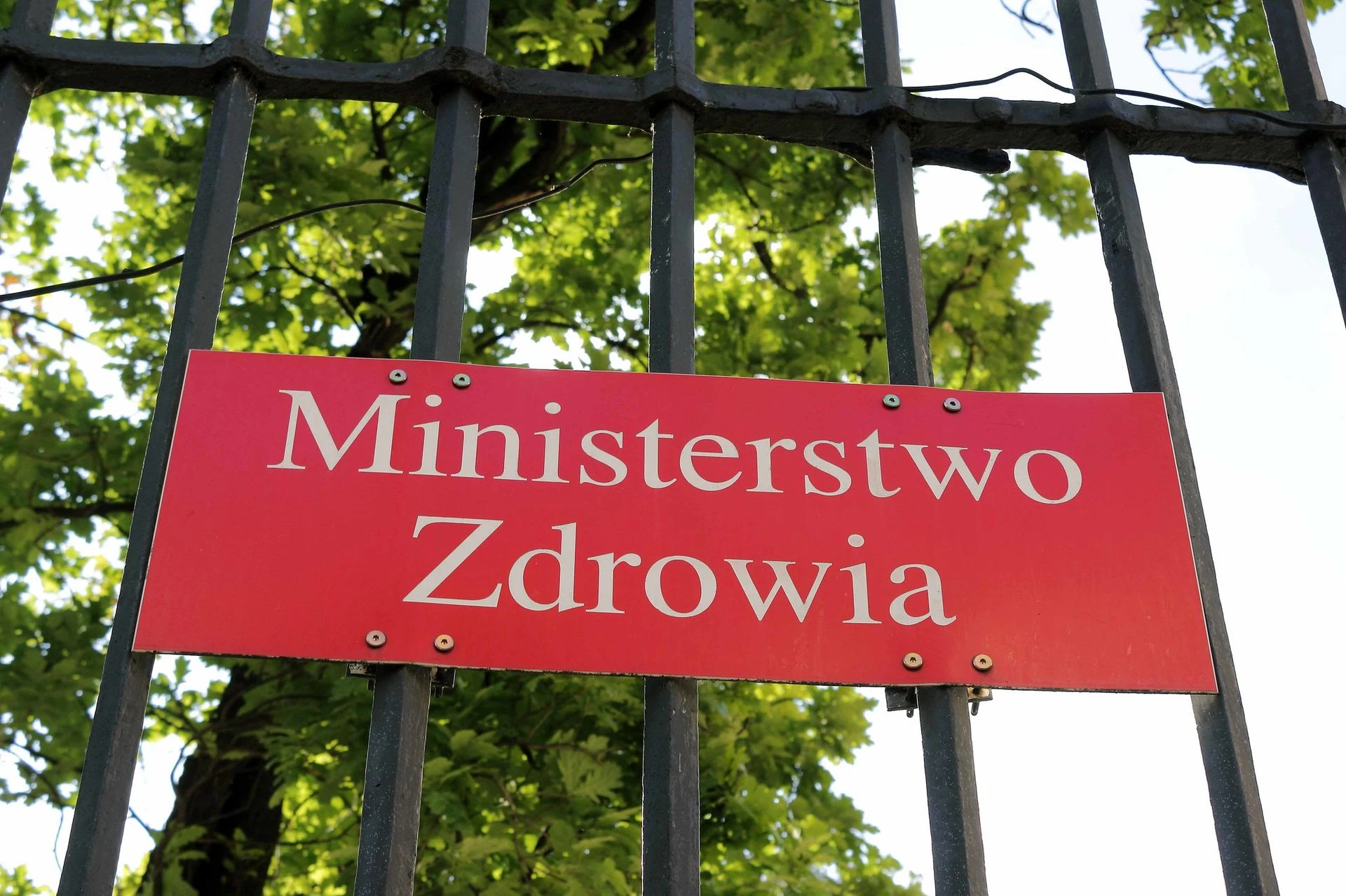 16 tys. w MZ? Nikt nie chce pracować