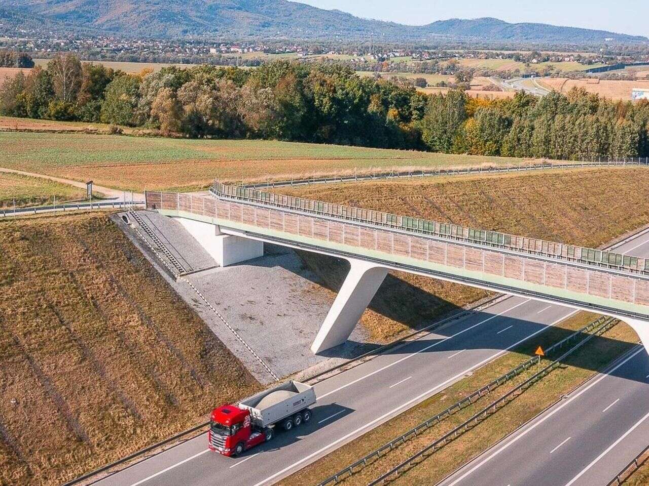 Nowe przepisy wchodzą w życie Tymi drogami nie pojedziesz już za darmo. Od listopada A1 i S1 będą płatne