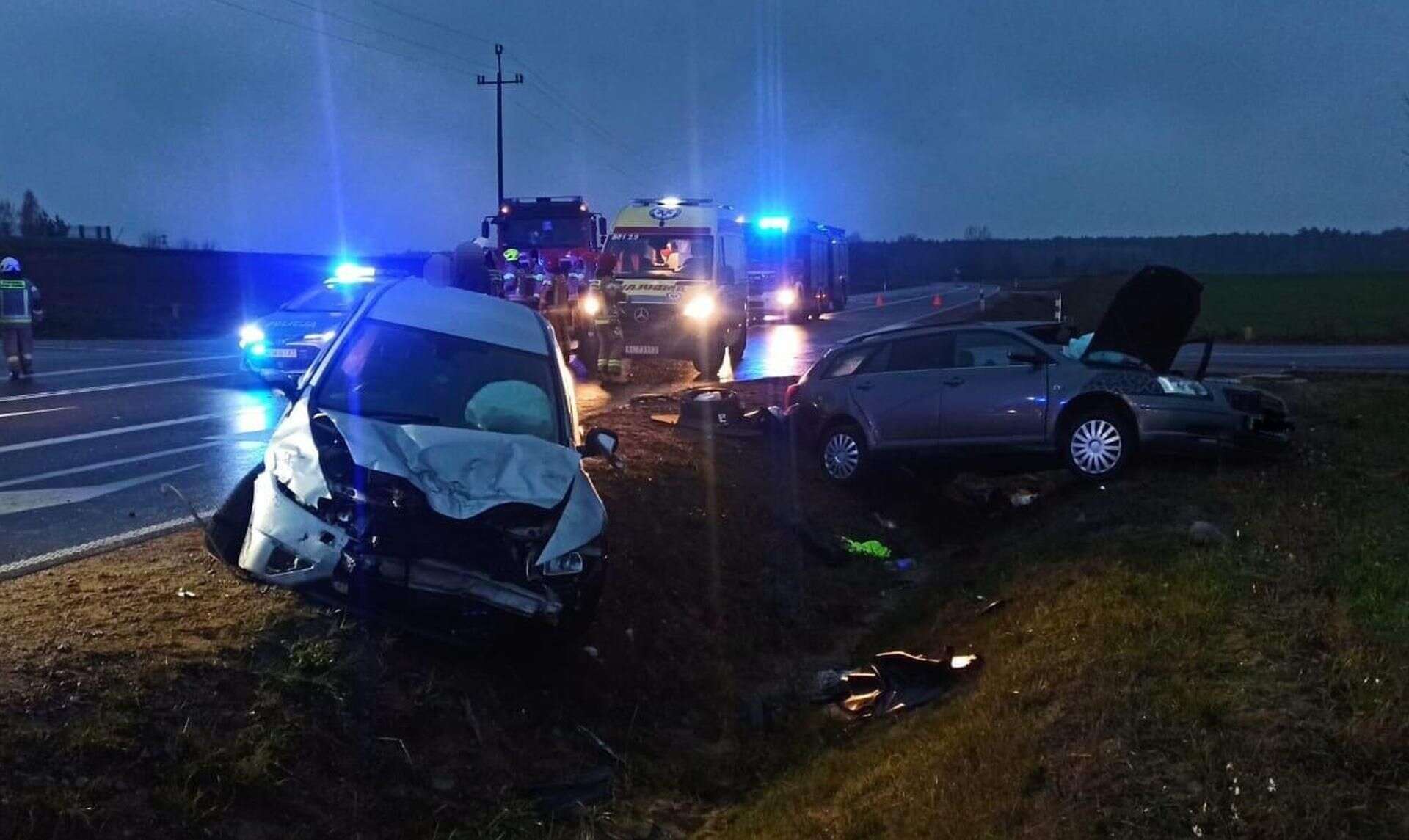 Groźny wypadek 5 osób w szpitalu. Dzieci jechały bez fotelików