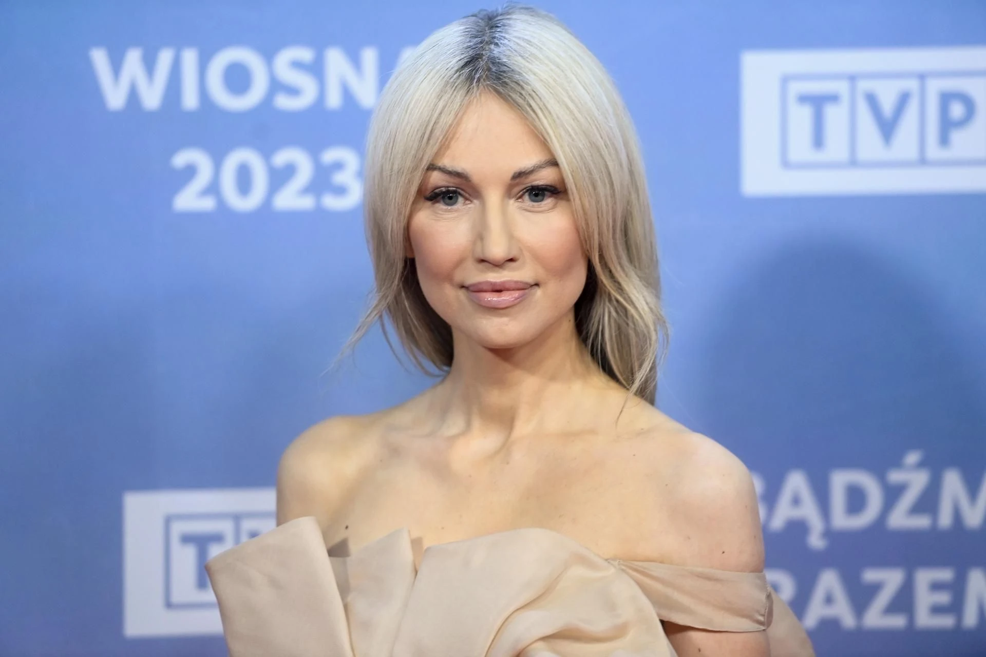 Mężczyzna poważnie chorował Magdalena Ogórek w żałobie. Straciła ukochaną osobę... 