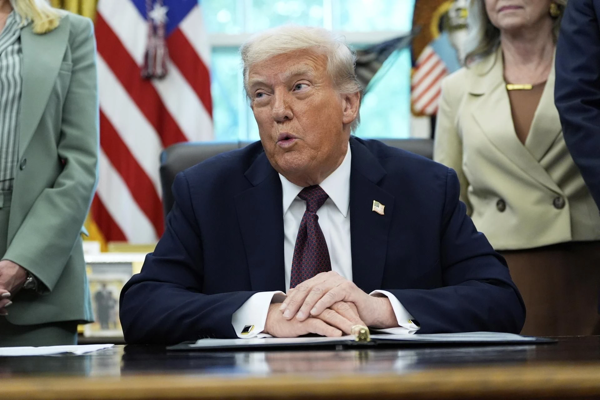 Trump jest rozżalony Trump skromnie: 