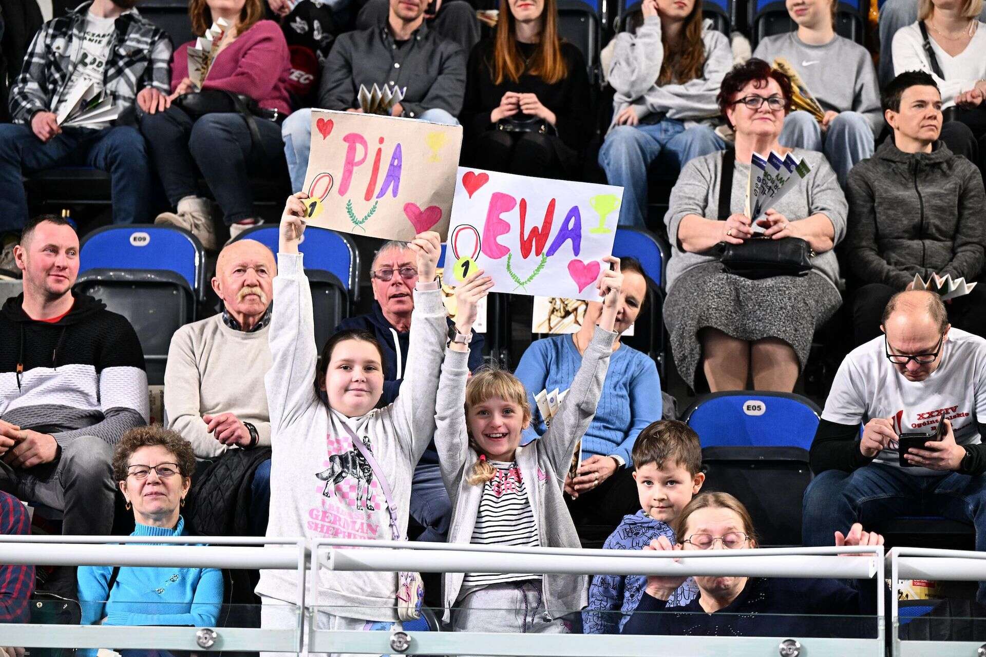 Fotorelacja Święto sportu w Toruniu. Zdjęcia z trybun