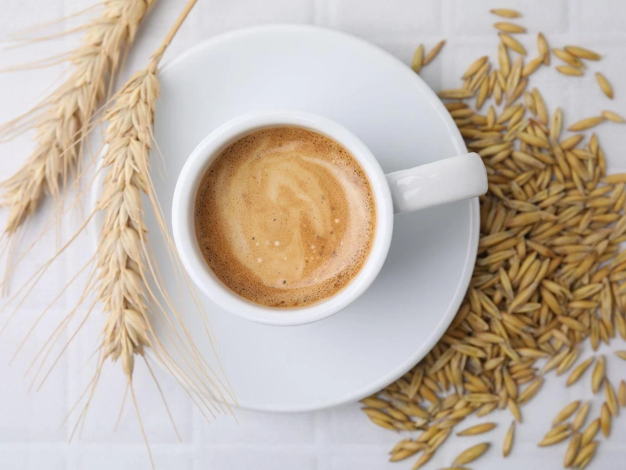 Zero kofeiny, orzechowy smak i mnóstwo zdrowia. Kawa z tego zboża to nowy superfood