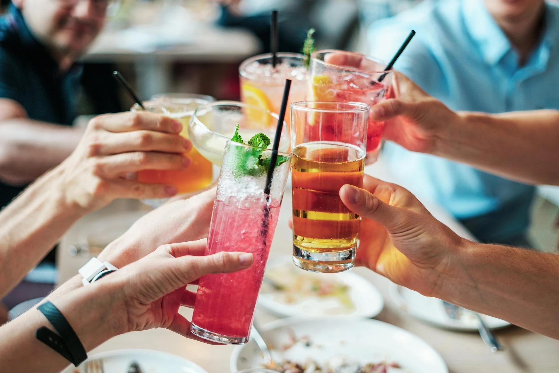 Na te alkohole wydajemy najwięcej Pijany jak Polak? Te danie nie pozostawiają wątpliwości. 