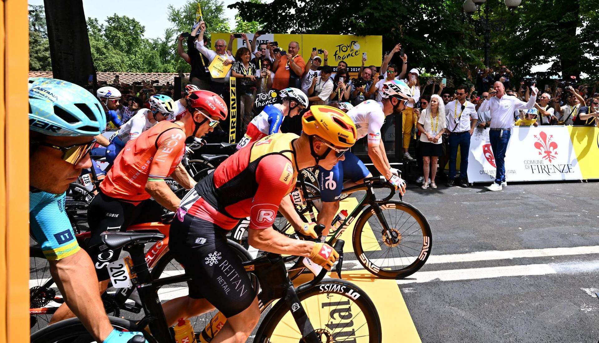 Kolarstwo Sukcesy biało-czerwonych w Tour de France sprzyjają rozwojowi polskiego kolarstwa