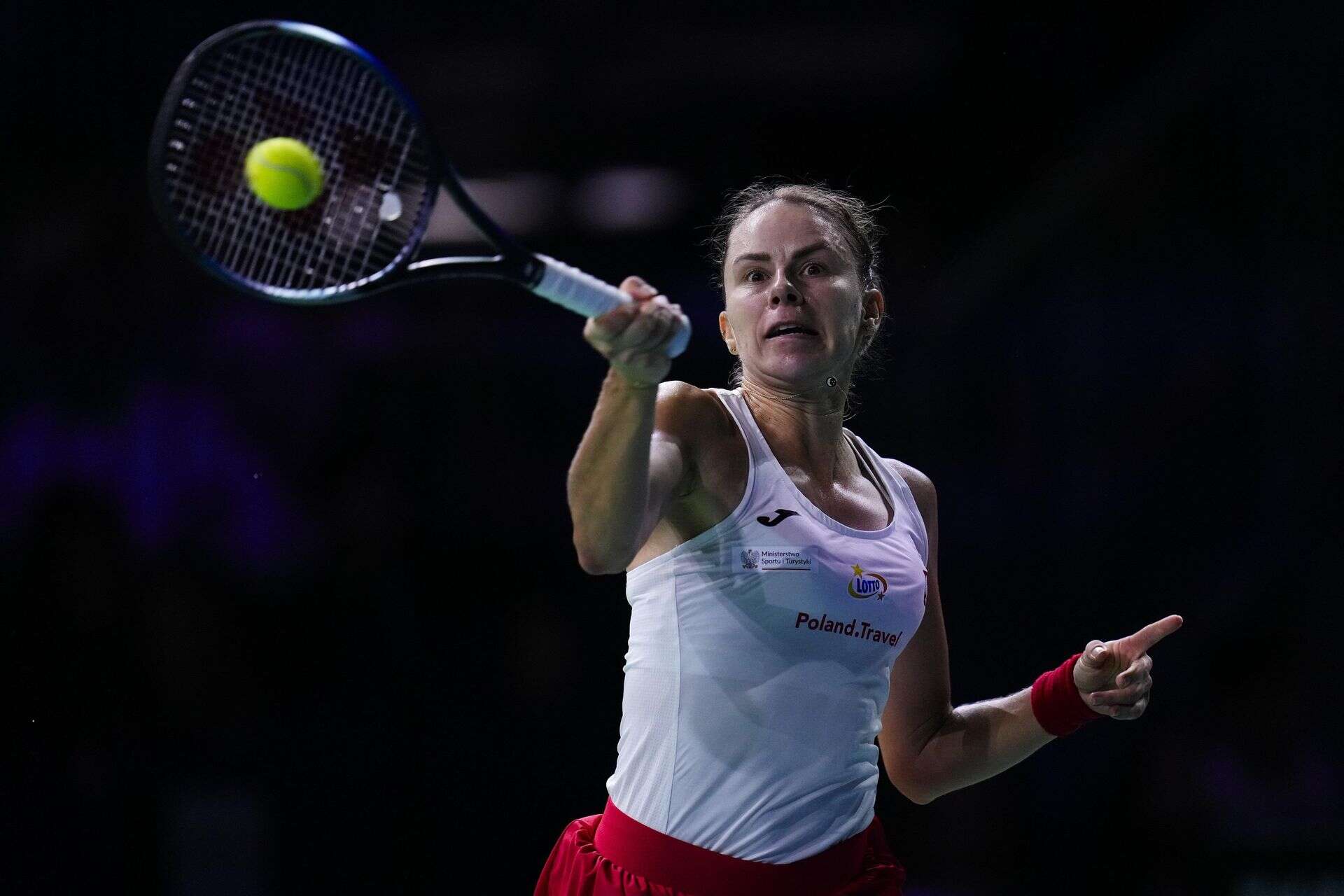 Billie Jean King Cup Magda Linette - Lucia Bronzetti Relacja NA ŻYWO: Linette rozpoczyna półfinał Polska …