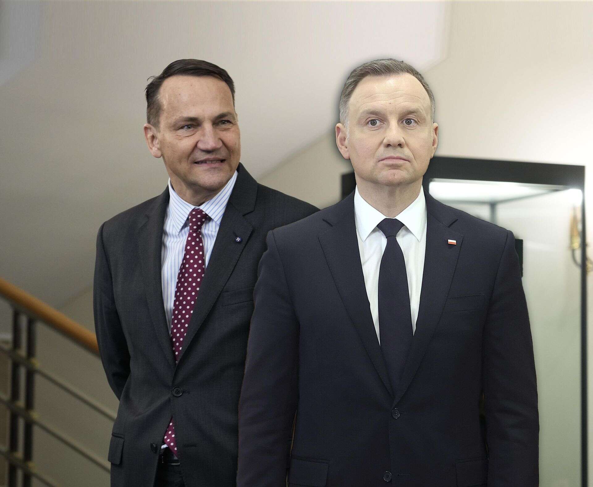 PREZYDENT W CZECHACH Sikorski krytykuje Dudę. 