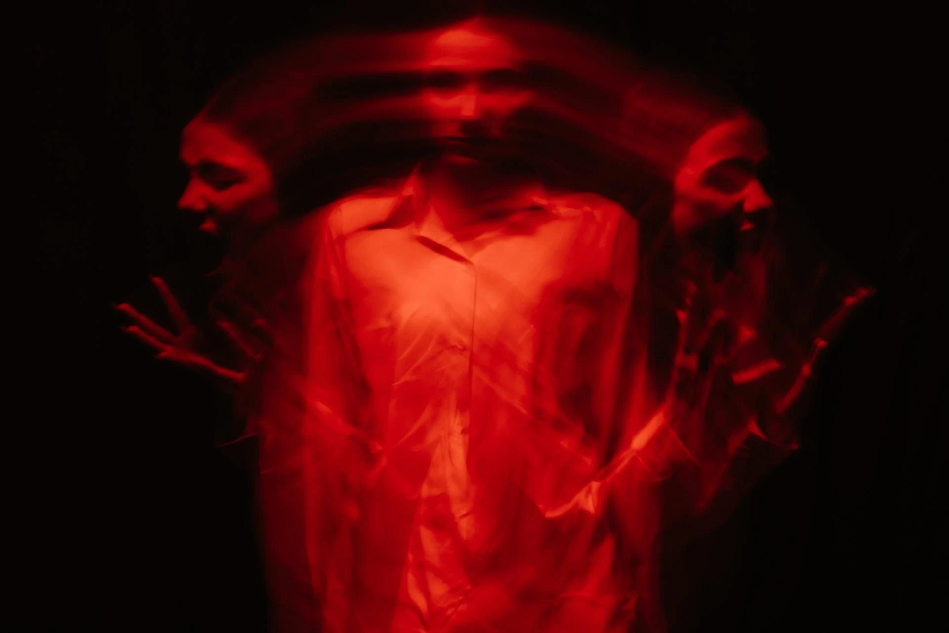 Zaburzenia osobowości Oto ulubiony kolor psychopatów. I wcale nie chodzi o czarny! Badania nie pozostawiają krzty złudzeń