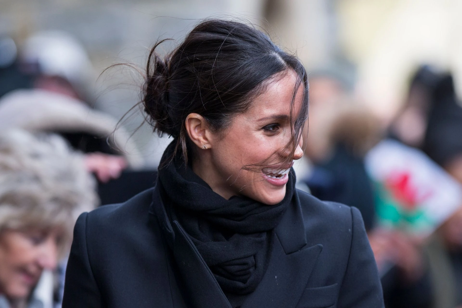Rodzina królewska Sąsiedzi ujawnią prawdę o Meghan Markle! Ten film już wywołał sensację