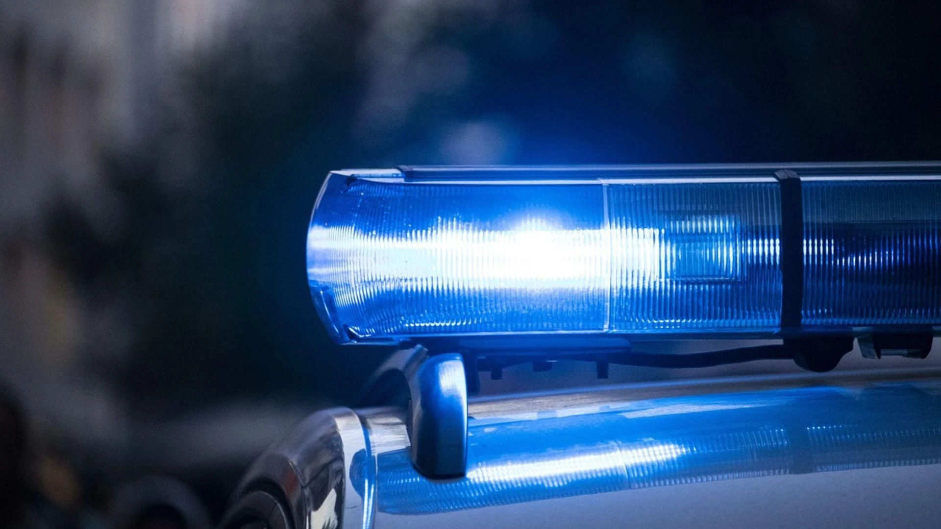 Szokujące sceny! Tragedia podczas policyjnej akcji. Na widok służb wyskoczył z piątego piętra