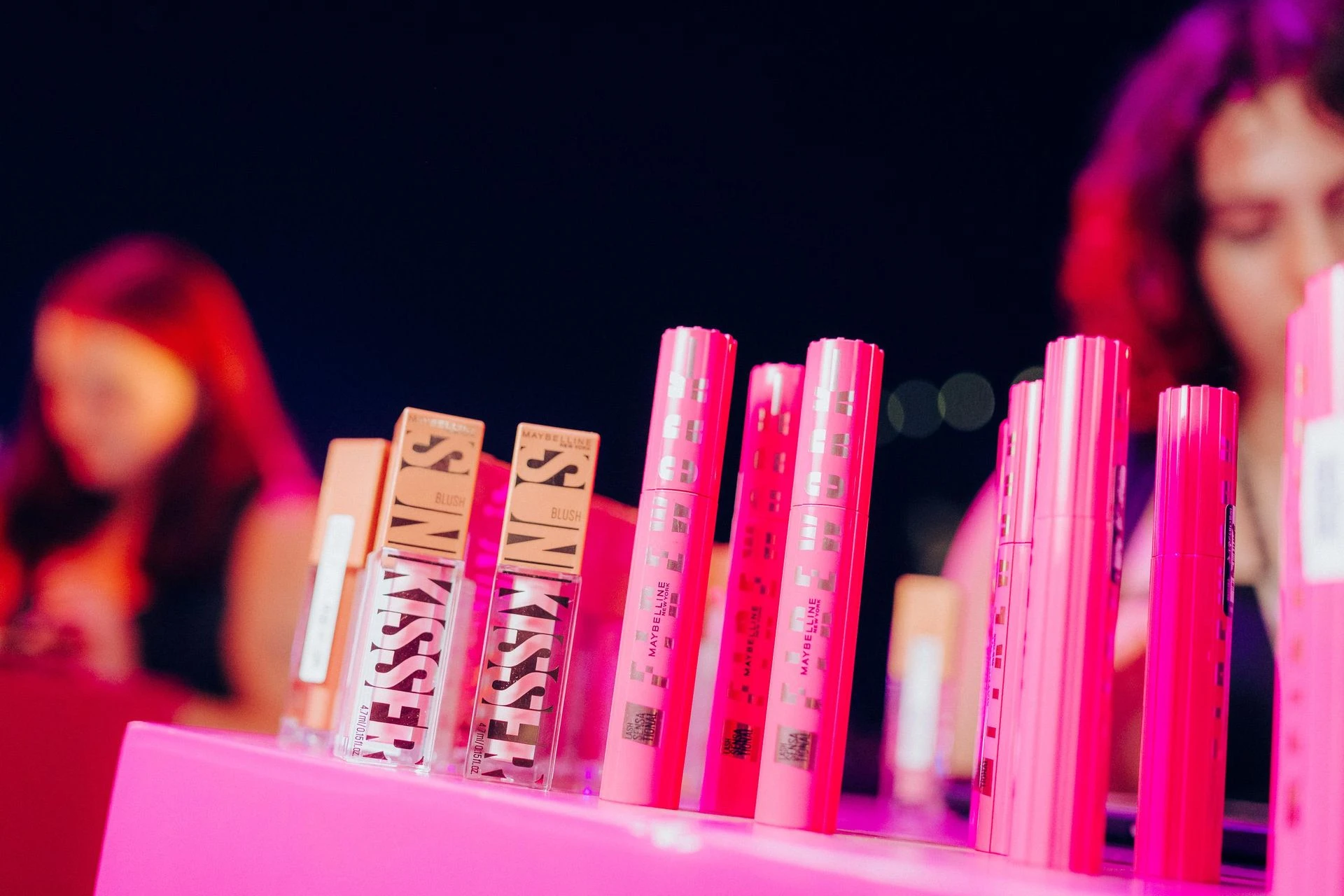 Strefa beauty Maybelline New York i Rossmann kolejny raz łączą siły i przejmują terytorium muzyki!
