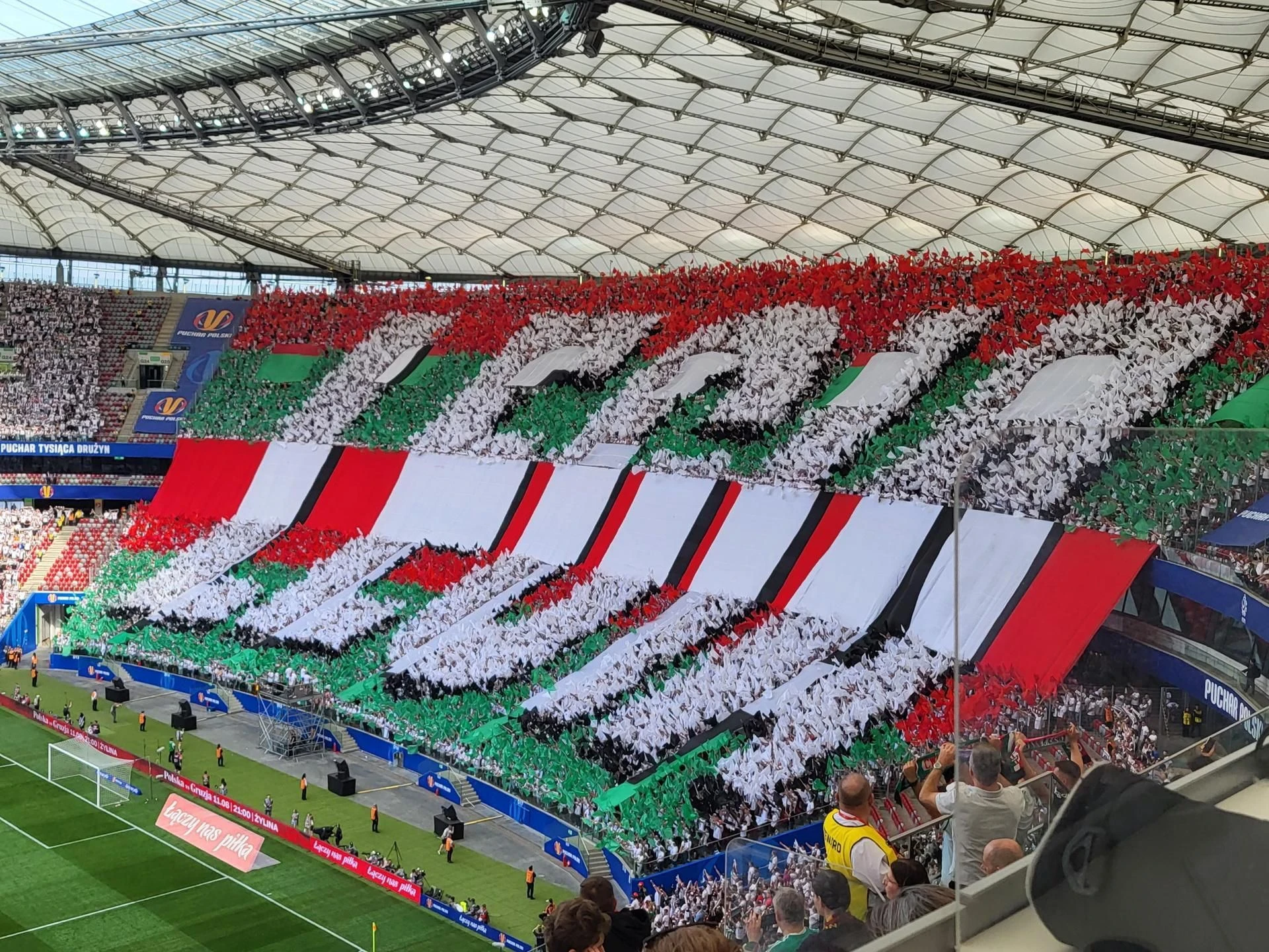 Mocny transparent Kibice Legii znów zaatakowali Rafała Trzaskowskiego! Wylali gniew na finale Pucharu …