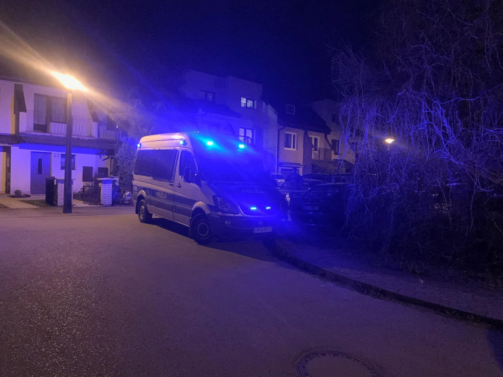koszmar! Strzały w Nowym Sączu! Nie żyje mężczyzna, kobieta walczy o życie w szpitalu