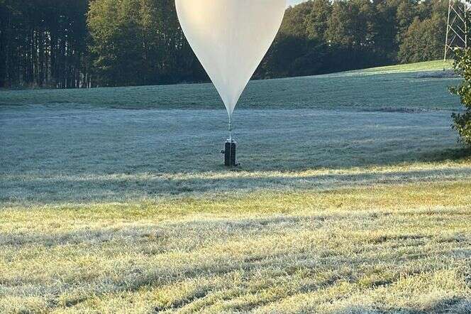 Tajemnicza przesyłka Balon z Białorusi wylądował w Polsce. Policja na miejscu